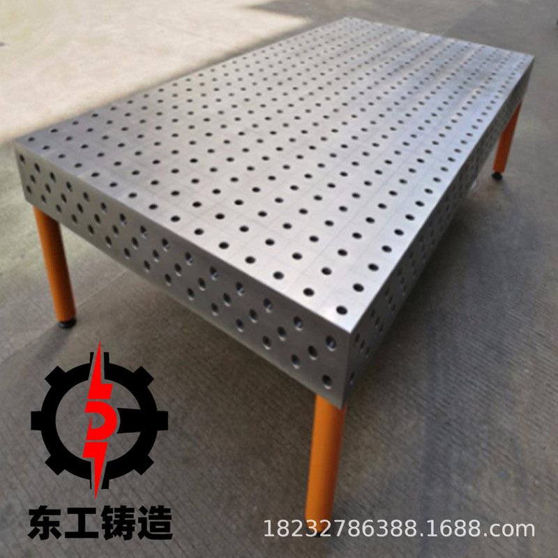 Cast iron three-dimensional flexible welding platform, multi-hole positioning robot welding station with fixture and robotic arm workbench Cast iron three-dimensional flexible welding platform, multi-hole positioning robot welding station with fixture and robotic arm workbench