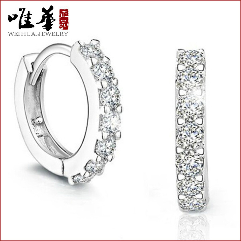 Retro fashionable elegant earrings