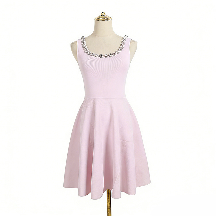 Early Summer Sleeveless Knitted Dress with Round Neck, Rhinestone Trim, Slim Fit, Pleated Flared Skirt, Sweet Date Dress