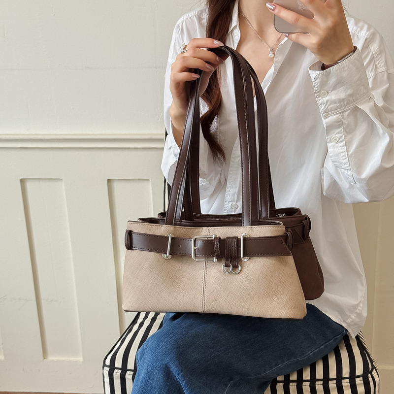 Cross-border women's underarm bag 2026 new vintage fashion versatile color-blocking commuter casual textured design shoulder bag