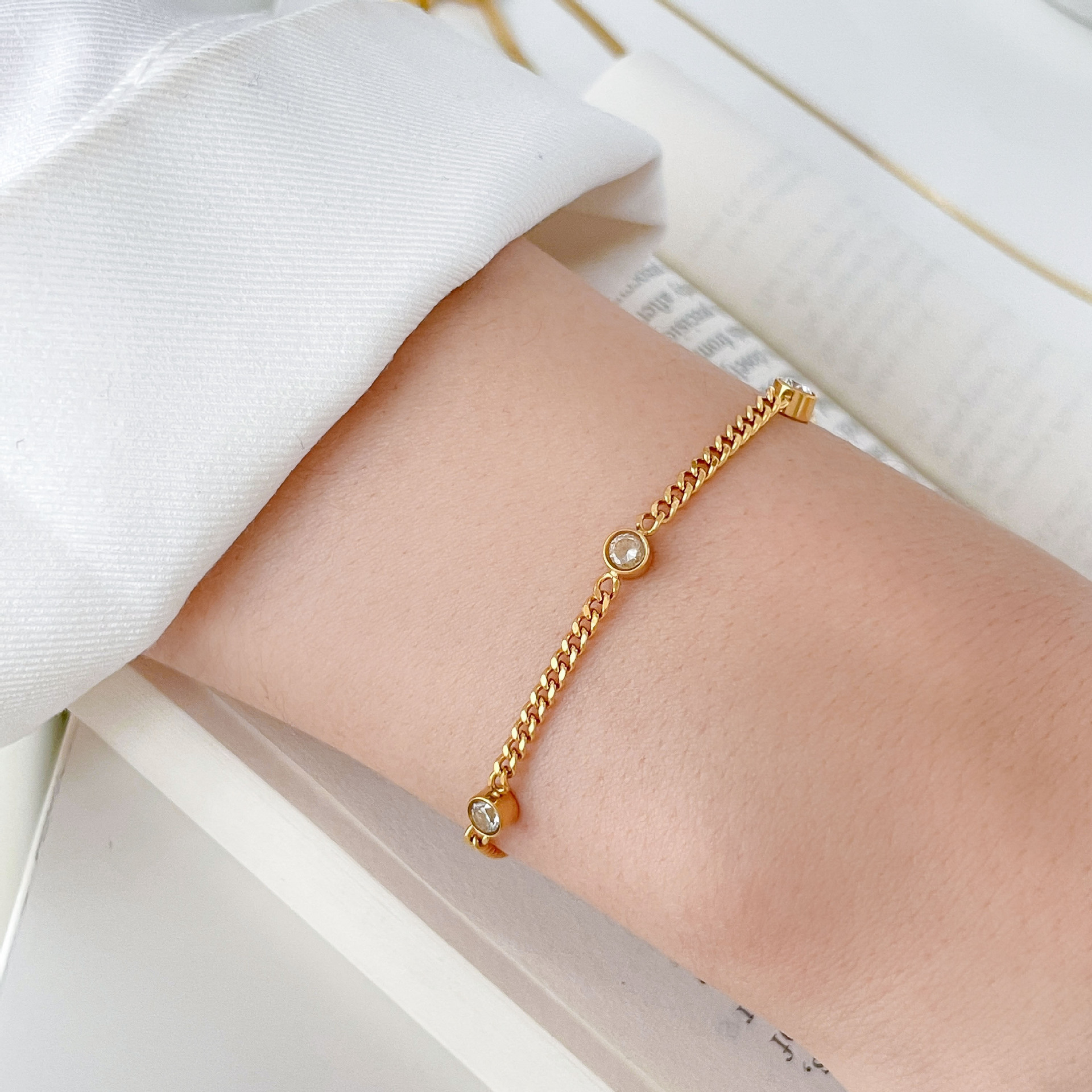 Heart Shape Pattern Women'S Gender Simple Style Heart Shape Titanium Steel Inlay Zircon Bracelets Anklet