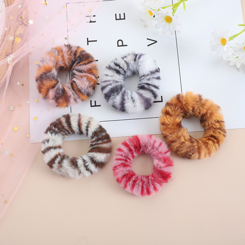 Cute fuzzy twin-tail hair tie in Korean style, Japanese-inspired minimalist soft girl student faux rabbit fur leopard print hairband