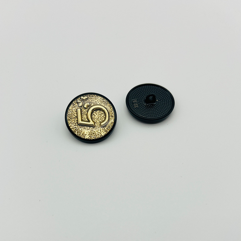 金属纽扣59989393.jpg