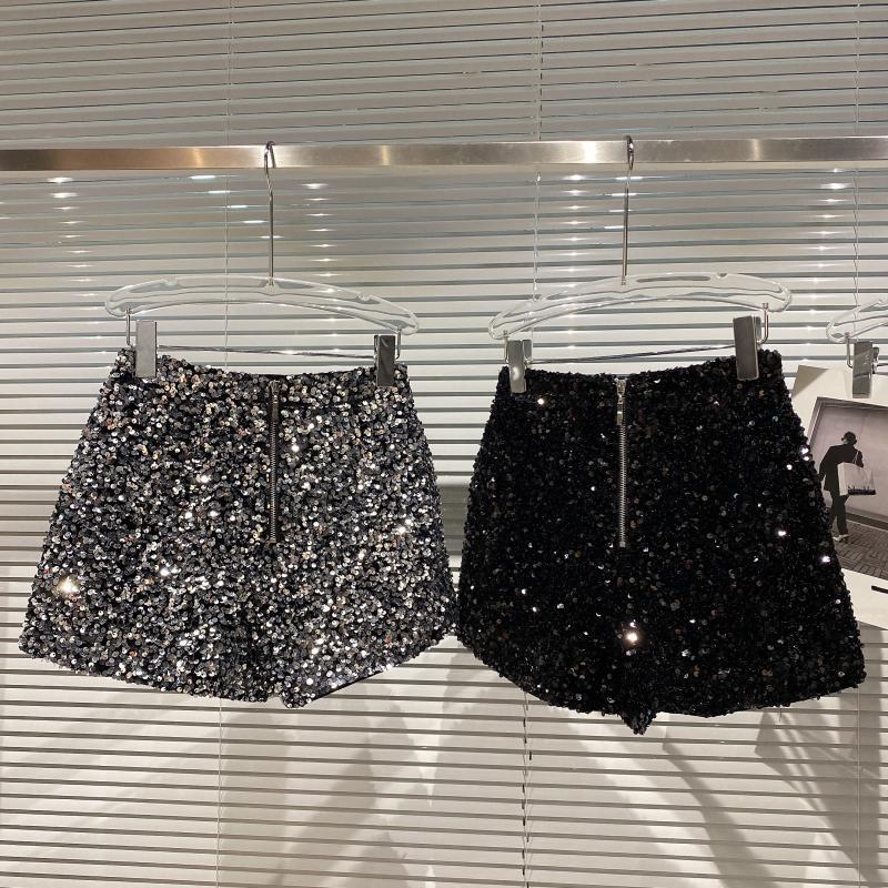 Women's Daily Streetwear Solid Color Shorts Sequins Casual Pants Flared Pants display picture 21