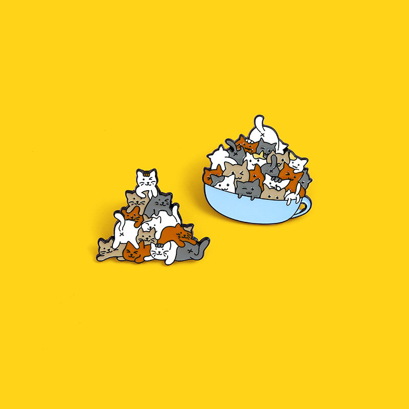7g Weight Brooches Classification Casual, Daily Occasion Alloy Material Cat Pattern All Seasons Season Unisex Gender Plating Design Cute Style Cute Pin Cat Alloy Plating Unisex Brooches 5