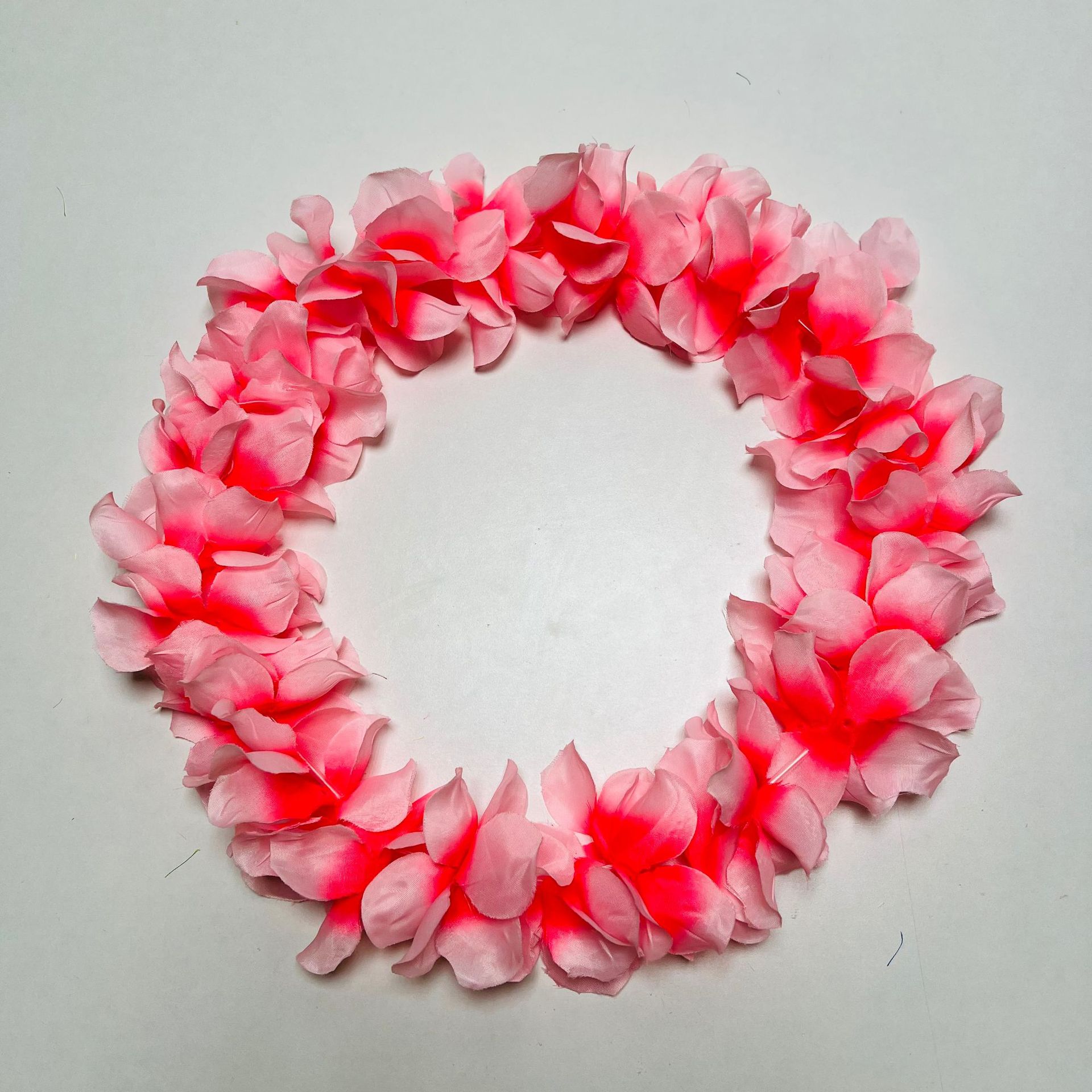 Nuevo espectáculo de danza de fiesta transfronteriza guirnalda de 11 cm de tela de poliéster hawaiana guirnalda de color de cuello de flor artificial