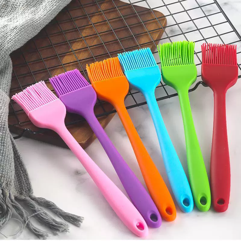 Силиконовая щетка для масла среднего размера