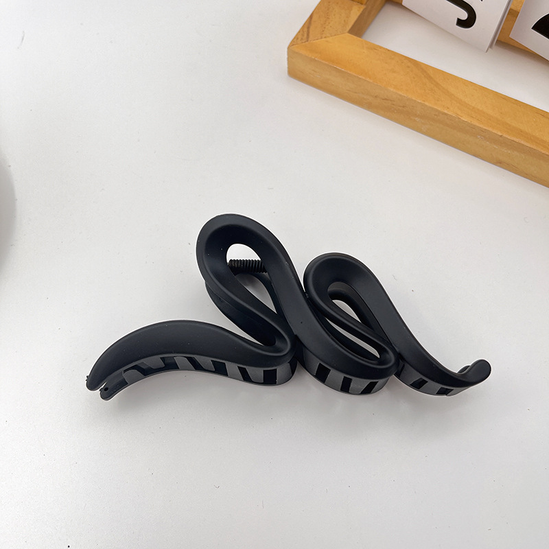 Accesorios para el cabello coreanos Clip de sensación premium de verano Clip de tiburón en la parte posterior de la cabeza