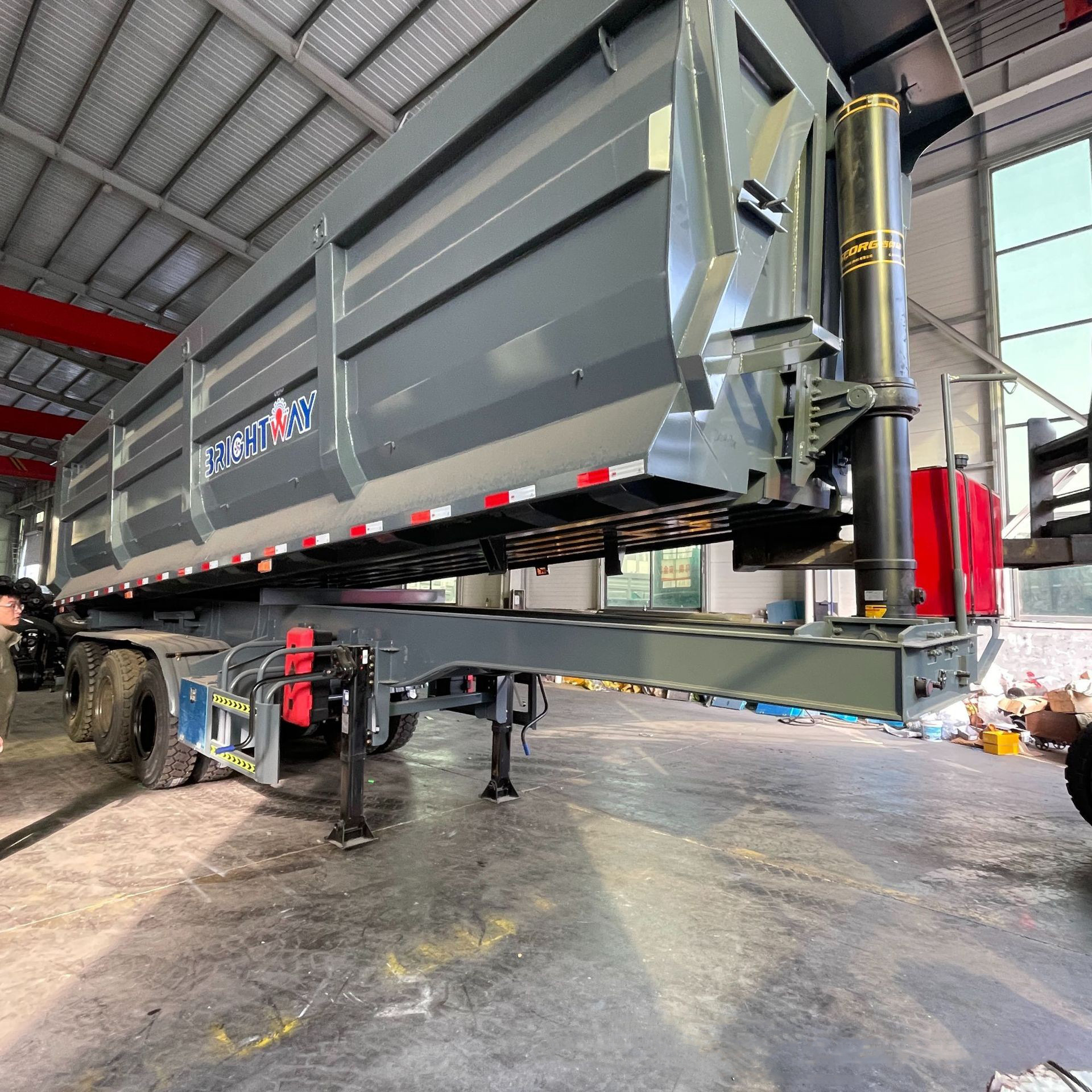 Used Rear-Dump Semi-Trailer 7.5m to 13m Side-Dump Truck for Sand and Gravel Engineering Dump Truck