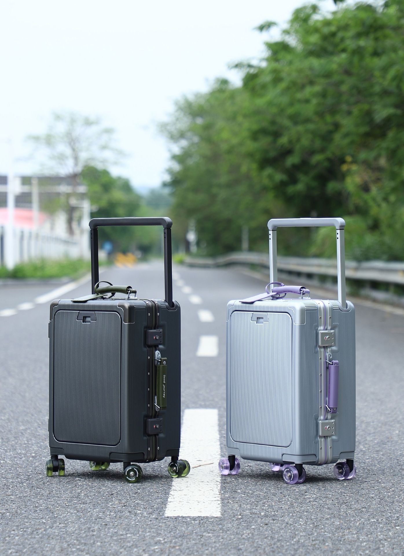 Gray with olive green (front opening computer compartment - usb+typc charging port + perfusion skate wheel)