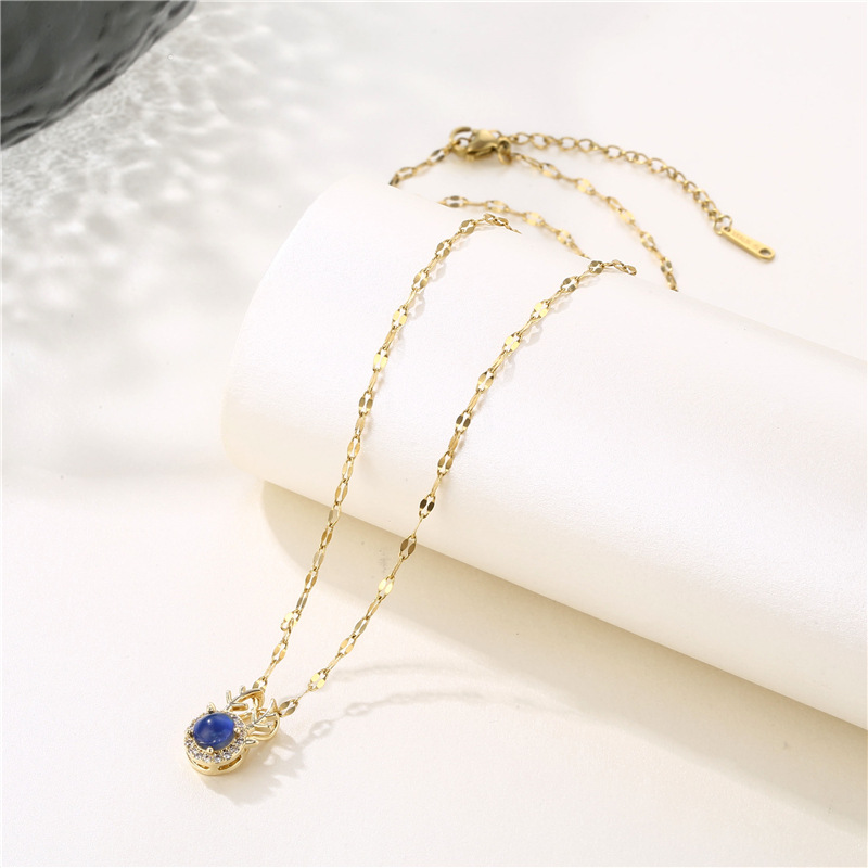 Zircon Necklace Female Forest Deer Christmas Temperature Change Color Pendant Clavicle Chain Set display picture 5