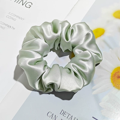 Premium 30mm Silk Hair Tie | Saç üçün rezinlər - 30mm-4cm-hair-tie-light-fruit-green