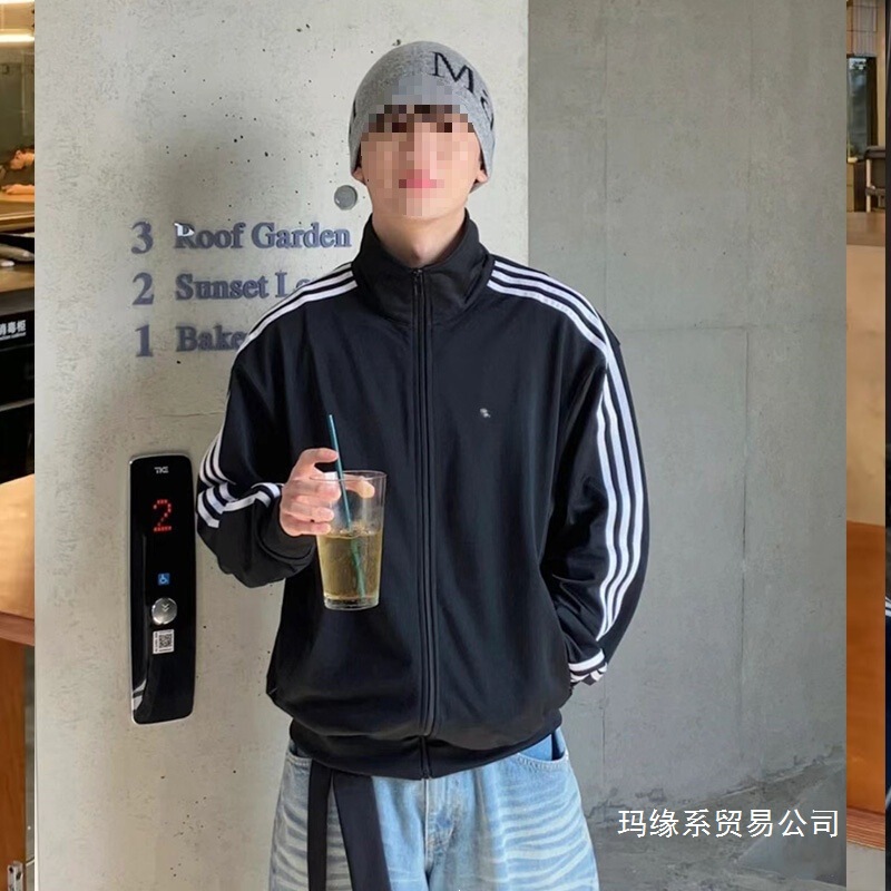 Korean Style Winter Three-Stripe Unisex Casual Loose Sports Cardigan with Clover Embroidery for Couples Wholesale