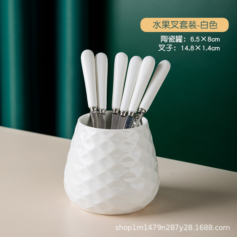 304 creativo pastel de acero inoxidable Tenedor de fruta de alta gama lindo niños seguridad fruta palo pequeño tenedor luz colección de lujo