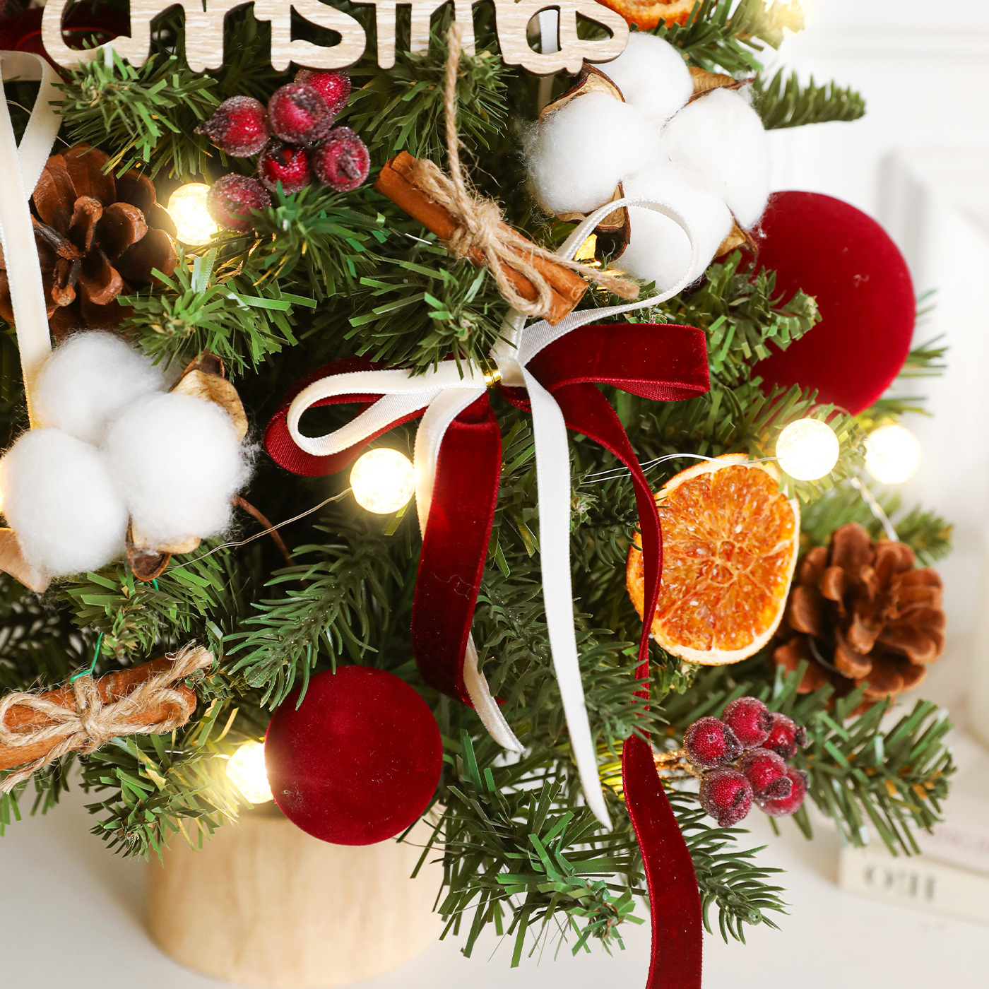 Nuevo árbol de Navidad mini decoración de escritorio estilo nórdico decoración de alta calidad de lujo cifrado PE barril de hierro estaca árbol de Navidad