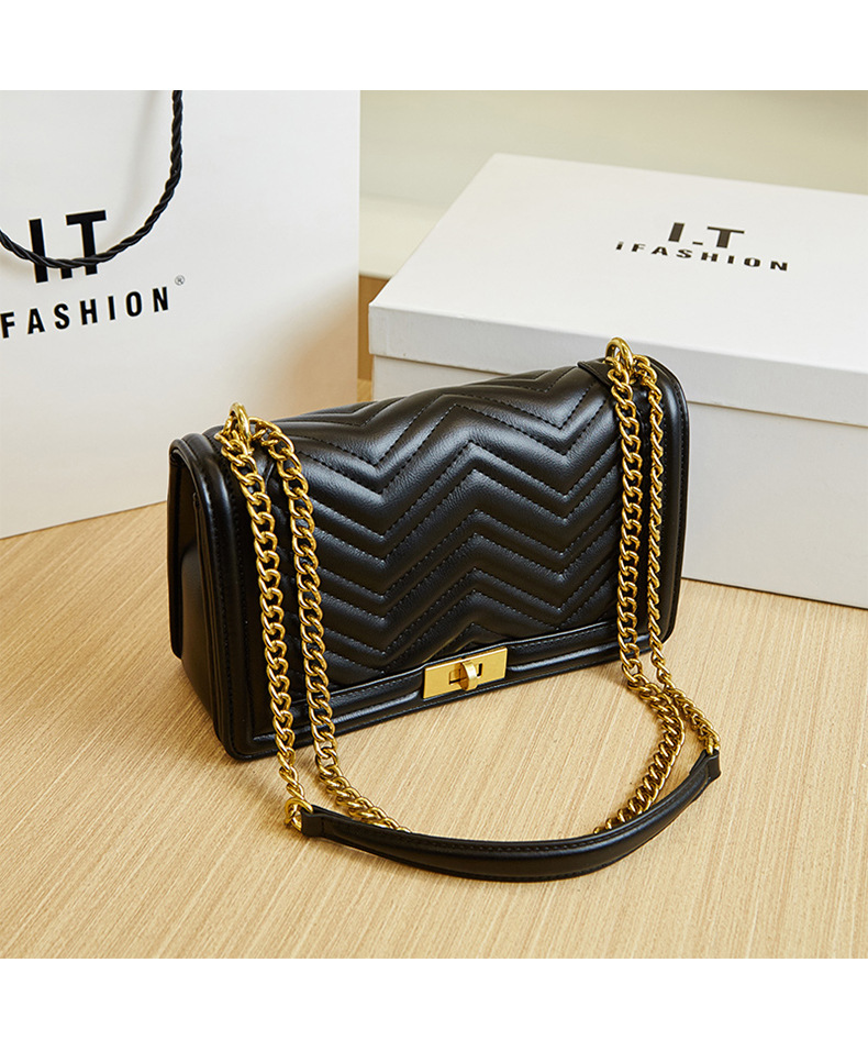 Light Luxury High end Women's 2024 New Small Xiangling Grid Chain Fashionable and Versatile Western Style One Shoulder_voghion.com