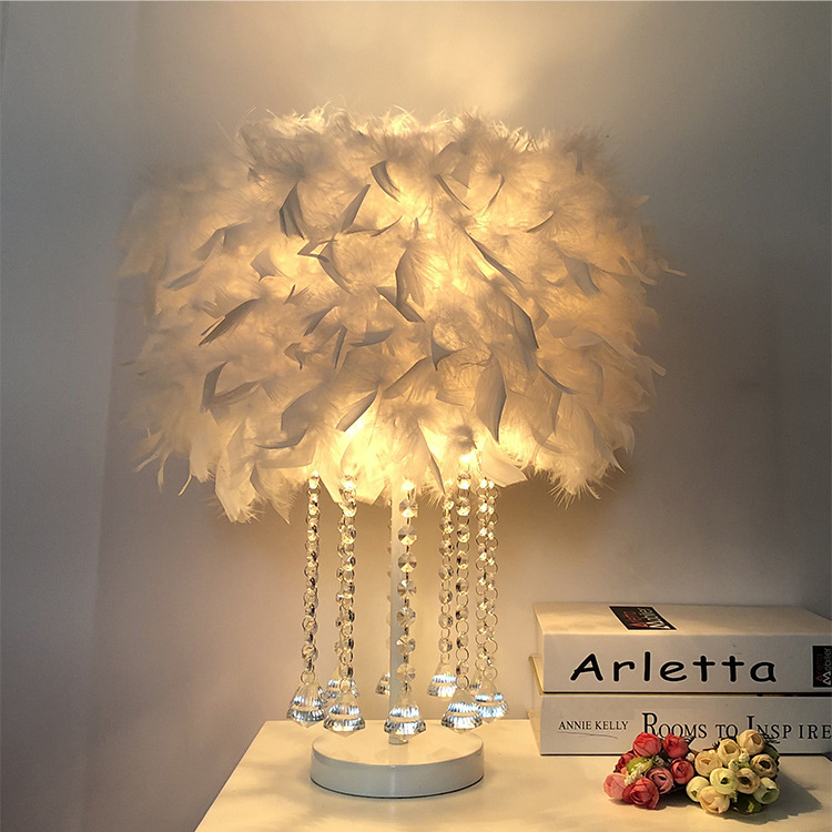 originality Northern Europe crystal Feather Table lamp Warm romantic bedroom Bedside girl birthday Wedding celebration decorate Simple Light