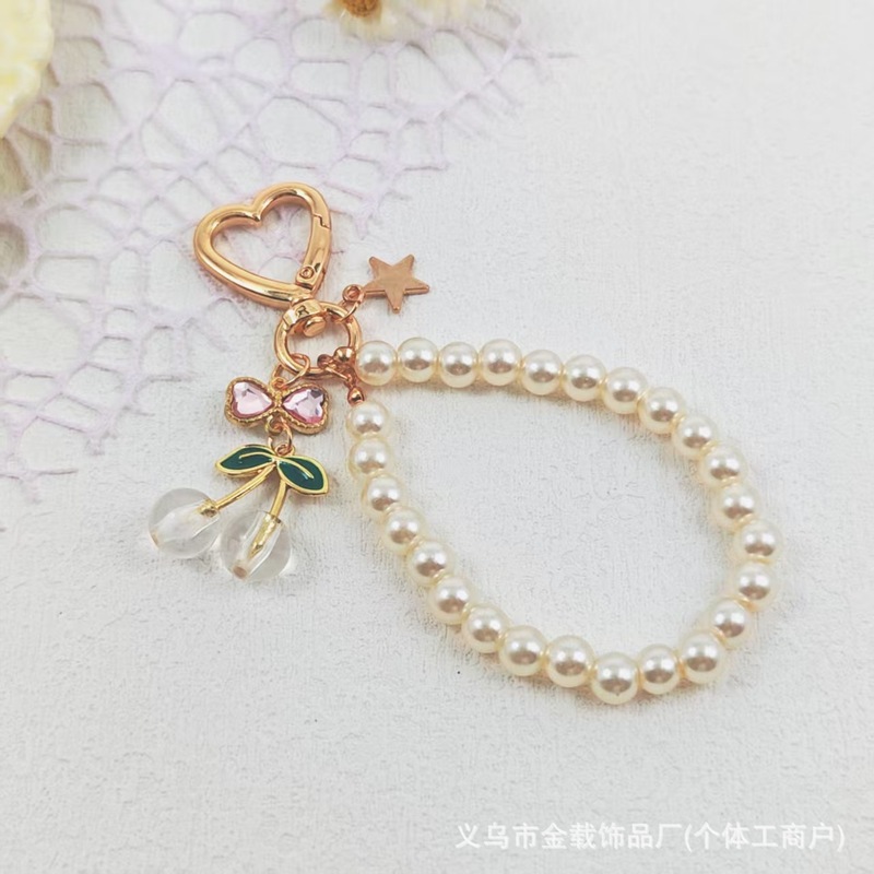 韩版ins珍珠蝴蝶结钥匙扣 少女樱桃树脂精致包包挂件汽车挂饰现货|undefined