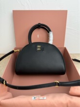 2024�¿����e��Ƥؐ����С���OӋ������ţƤ���°�б��Ů��5BB157