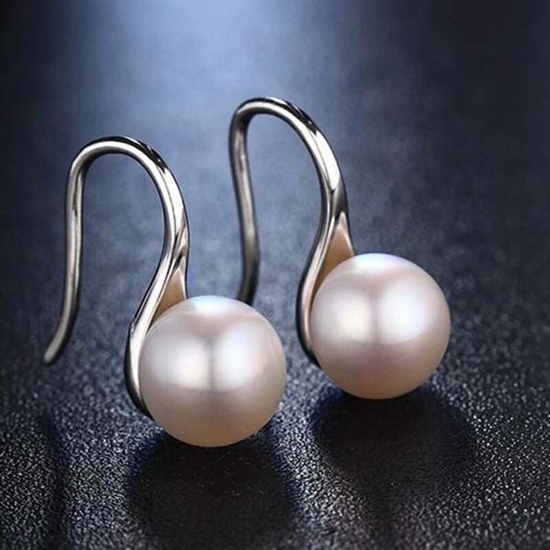 AliExpress 2024 fashion pearl earrings Korean style light luxury simple geometric high heel shoes ear hook earrings for women Wholesale