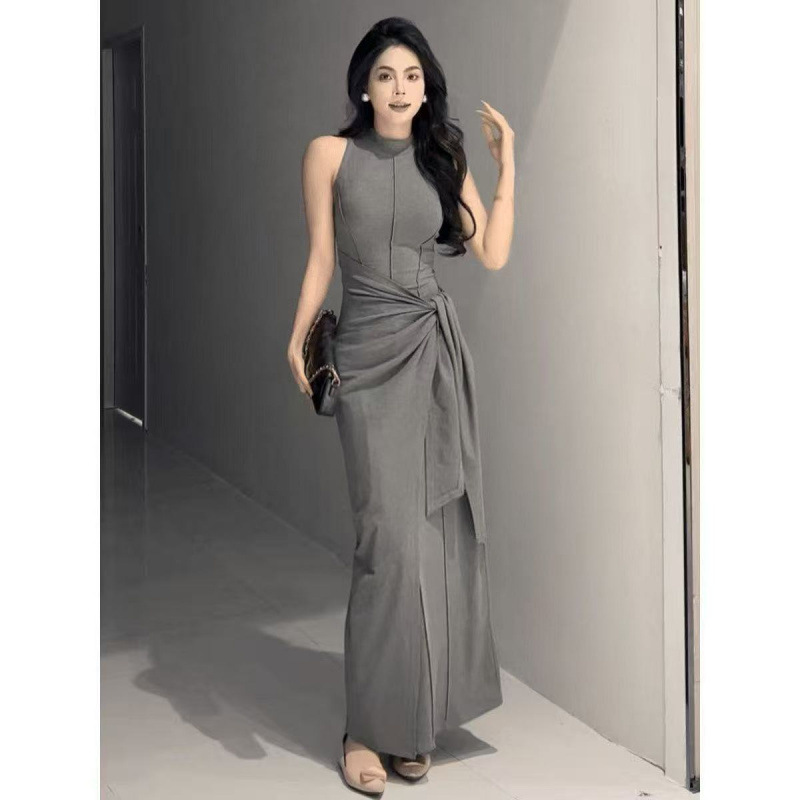 French-Style Vacation-Inspired Faux Two-Piece Sleeveless Dress for Women, with an Instagram-Worthy Design, Waist-Cinching, Slimming, and Bodycon Long Dress