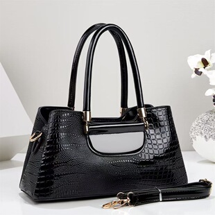 ��Ƥʯ�^�ybag̨��Ů���{�~�y������|�д��Ůʿ�μ�б���bags