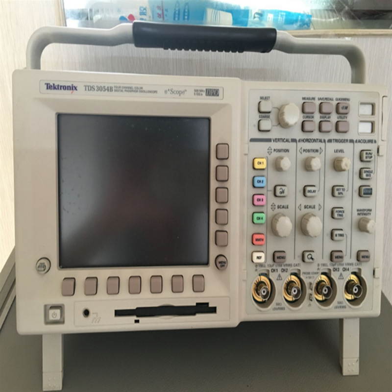 维修、二手检修 泰克TDS3054B 数字荧光示波器500 MHz-提供现货