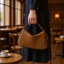 麂皮绒牛皮包包女士手提包2026秋冬新款复古大气慵懒风单肩斜挎包