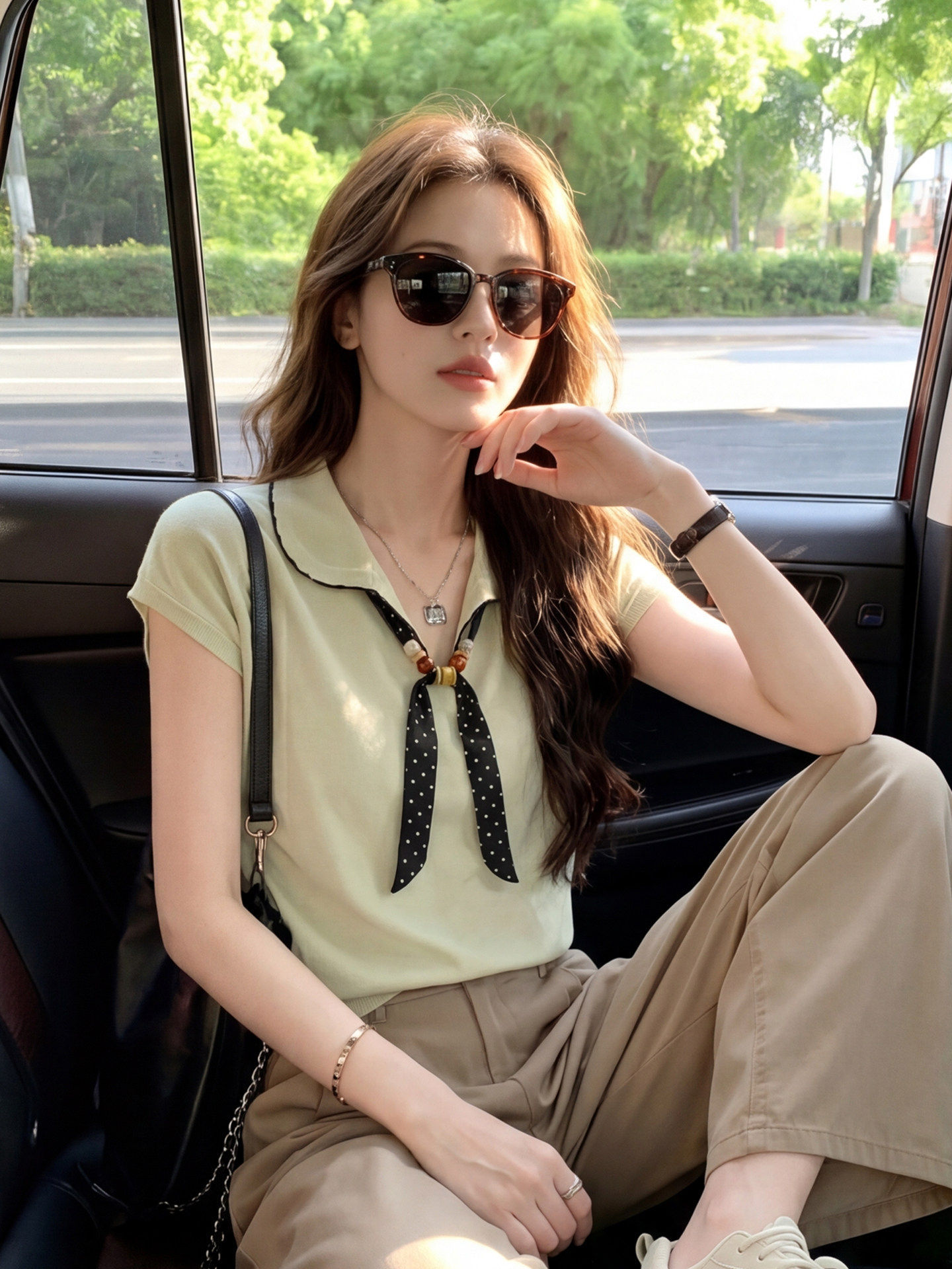 Áo thun nữ cổ tròn tay ngắn họa tiết chấm bi phong cách Pháp — Màu ảnh chi tiết 2