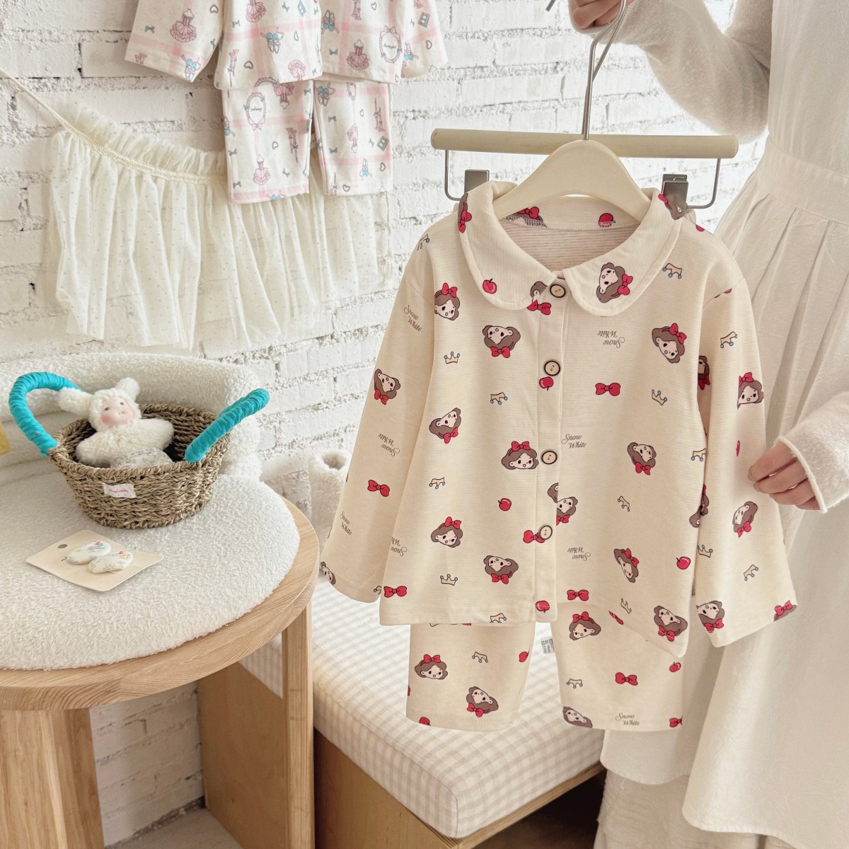 Niños y niñas pijamas de otoño y invierno dibujos animados manga larga set cardigan para niños grandes ropa para el hogar baby collar set dos piezas