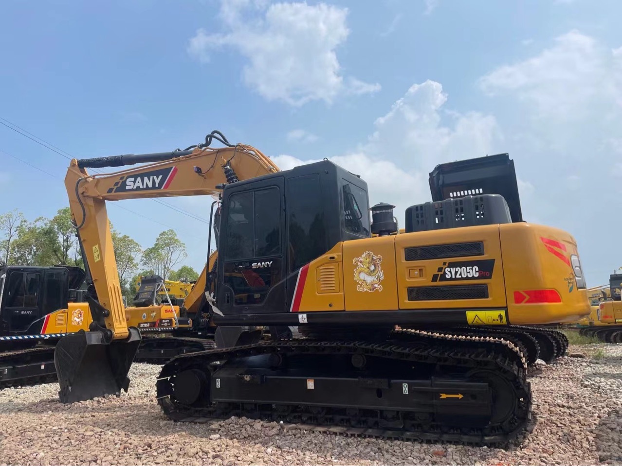 Exportación de línea de comercio exterior de segunda mano 3 - 1205 215 235 gran excavadora movimiento rápido