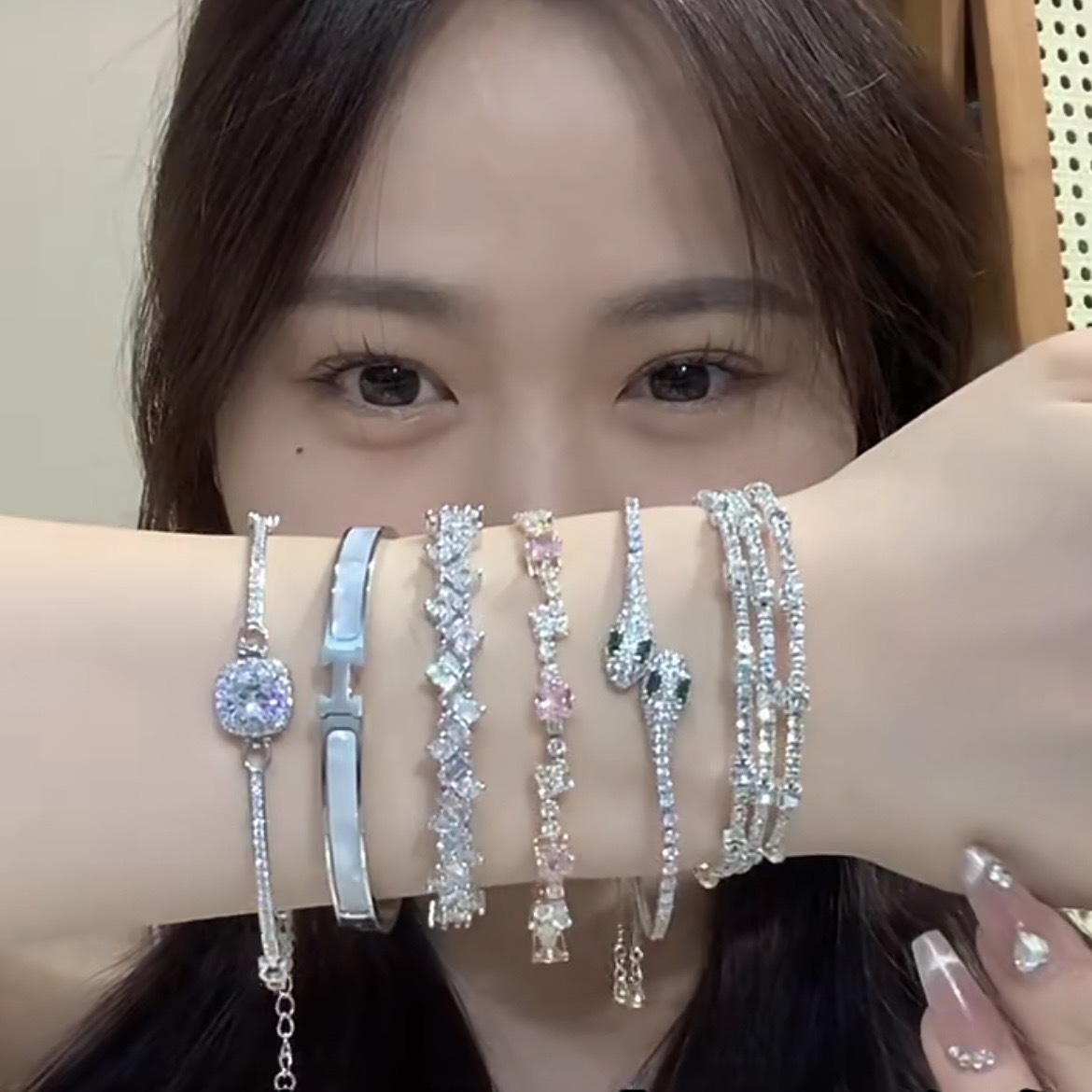 High-grade zircon geometric bracelet women's fashion light luxury adjustable pull-out bracelet temperament girlfriends all-match jewelry