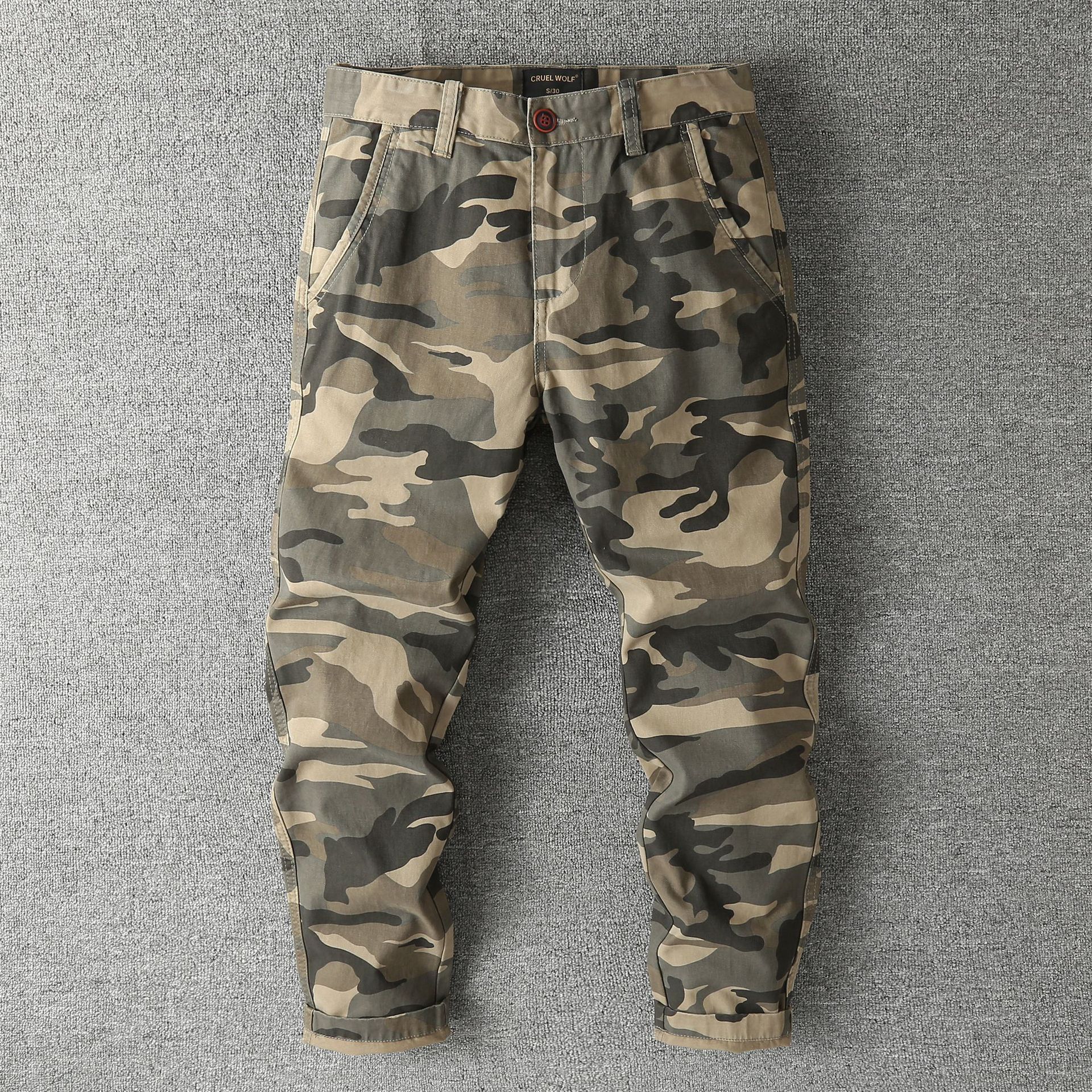 Nuevos pantalones de hombre de primavera y otoño de algodón europeo y americano de camuflaje monos casuales Pantalones rectos pantalones de hombre fábrica al por mayor