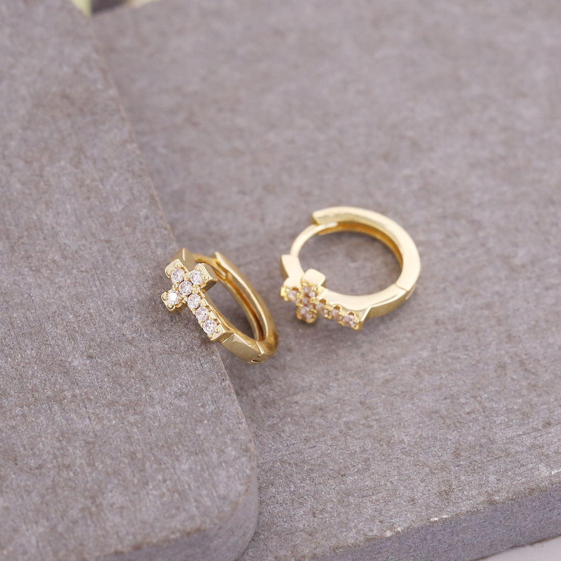 Copper Micro Diamond Cross Earrings Small Moon Earrings 18k Gold Earrings display picture 4