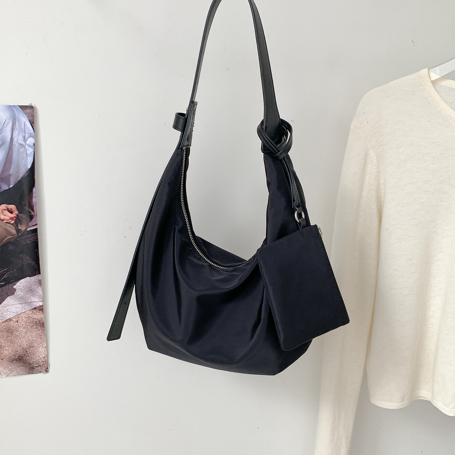 Borsa a tracolla da donna coreana in nylon, estate 2025, grande capacità, sensazione di alta gamma, adatta per il pendolarismo quotidiano, da portare sotto il braccio_voghion.com