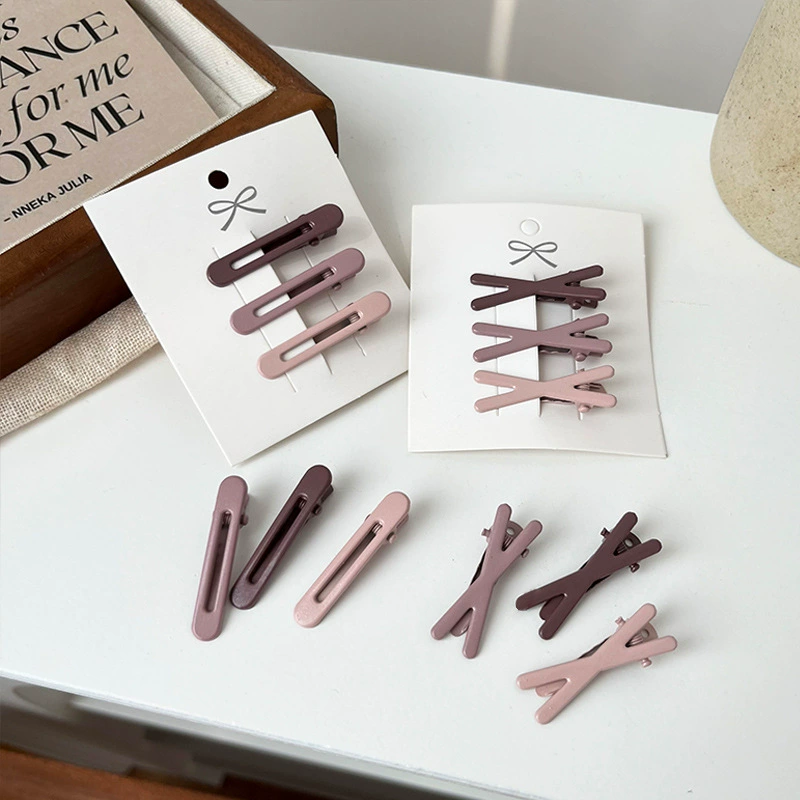 Crab pin, hair accessory, hairgrip, small sophisticated bangs, hairpins