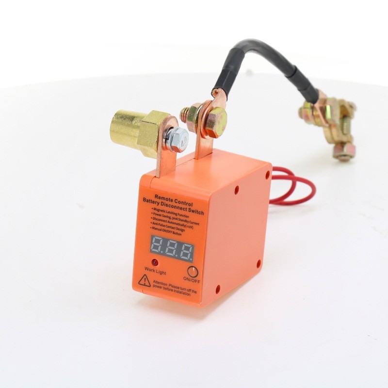 Universal 12V/24V high-current battery disconnector for cross-border trucks and cars, anti-drain protection switch with intelligent remote control