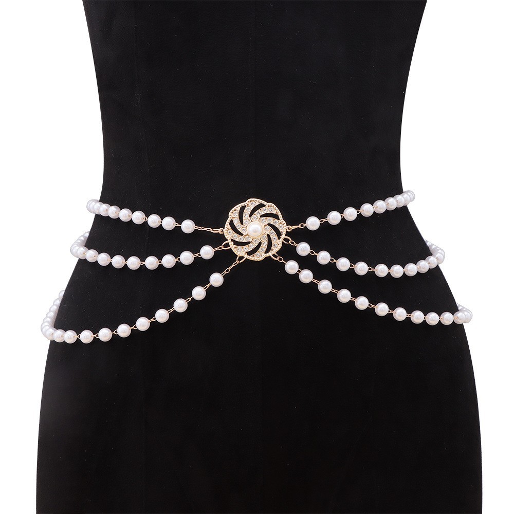 Поясная цепочка с многослойным жемчугом и бриллиантовым диском, золото