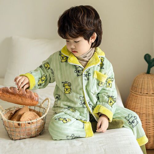 Children's flannel pajamas, autumn and winter boys' sets, mid-to-large size for boys and girls, coral fleece baby fleece-lined loungewear for boys.