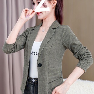 ǧ�B��С���Ӷ̿������@�����b�紺���|�ٴ�ͨ����������Ů�\�Gɫ