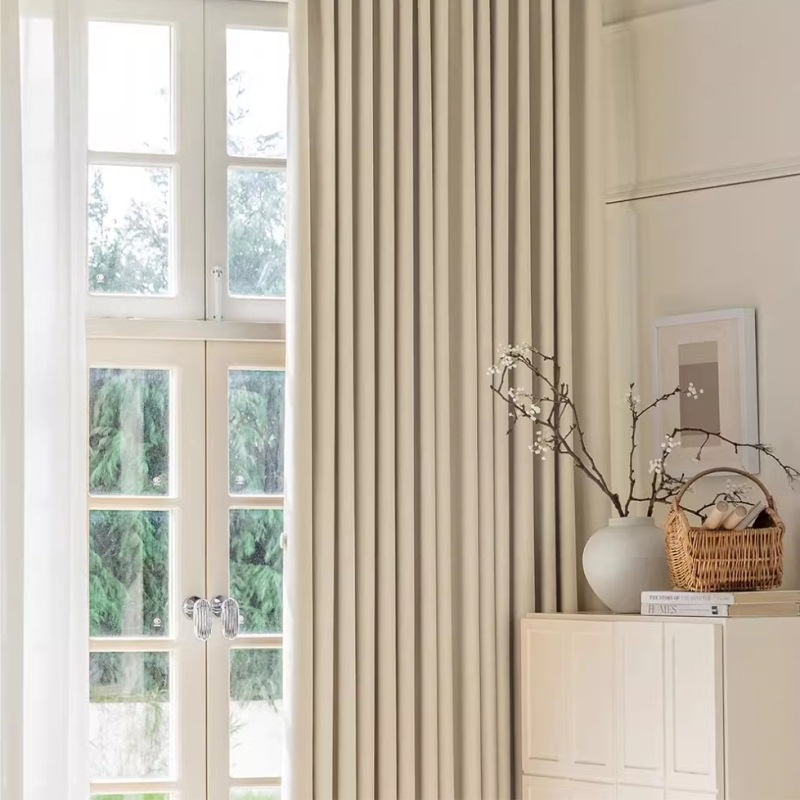 光を通さない赤非コーティング物理全遮光シェニール高級カーテン寝室客間クリーム風