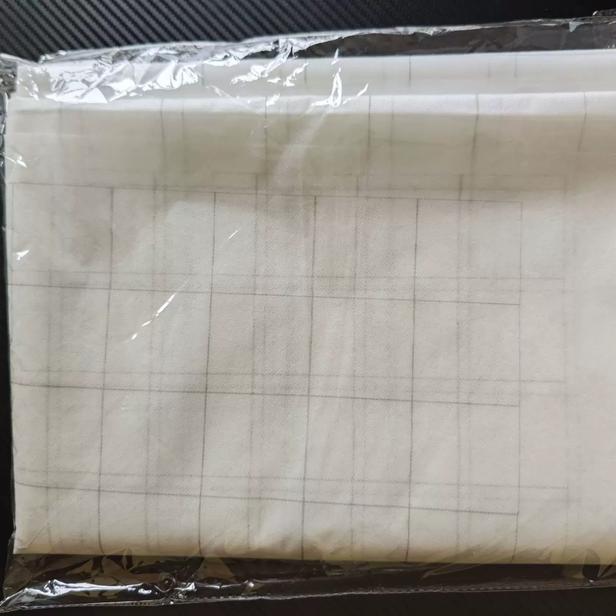 30g打印方格无纺衬带胶纸衬画皮打皮纸衬可制版按版型裁剪面料用