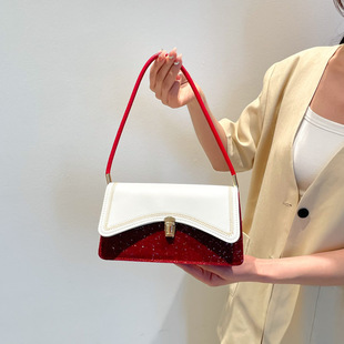 ����������С����Ů��2025�¿�r�оW�tб�����朗lС����