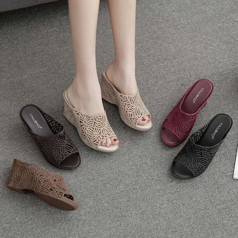 Summer Mesh Wedge Sandals for Women, Thick-Soled High-Heeled Dancing Mom Plastic Shoes, Large Size Non-Slip Outer Slippers