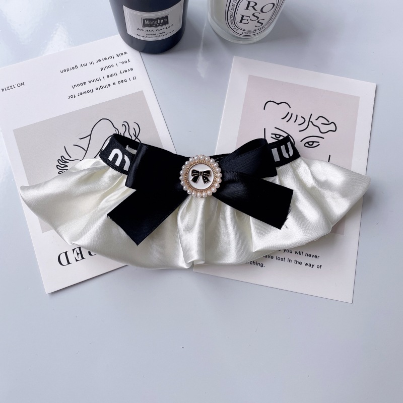 검은 나비 스카프