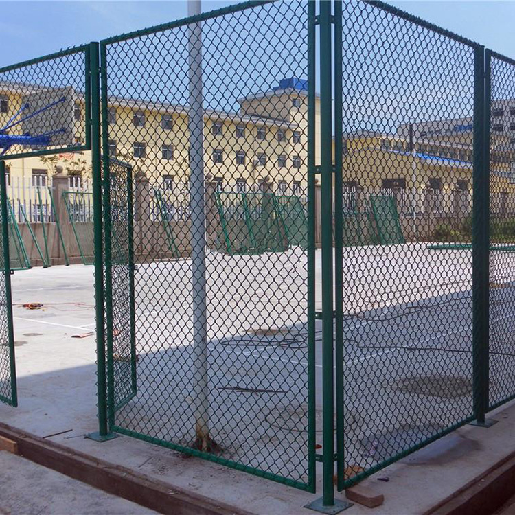 新品体育篮球场操场围网铁丝网球场勾花户外养殖防护网高尔夫围栏