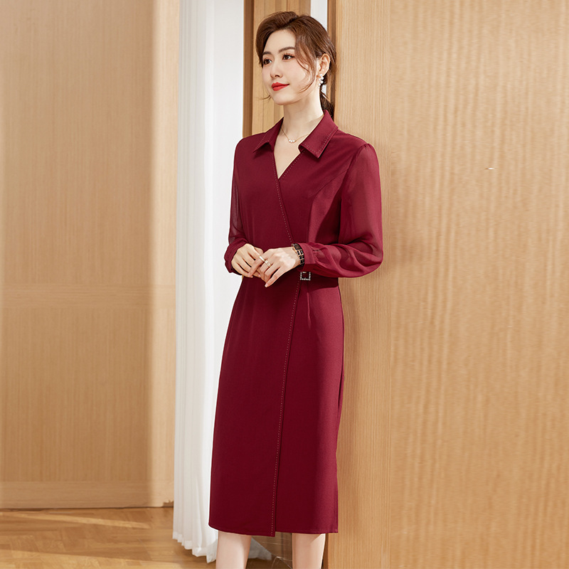 妈妈秋季洋气连衣裙女婚宴礼服中年女士翻领时尚长袖显瘦遮肚裙子