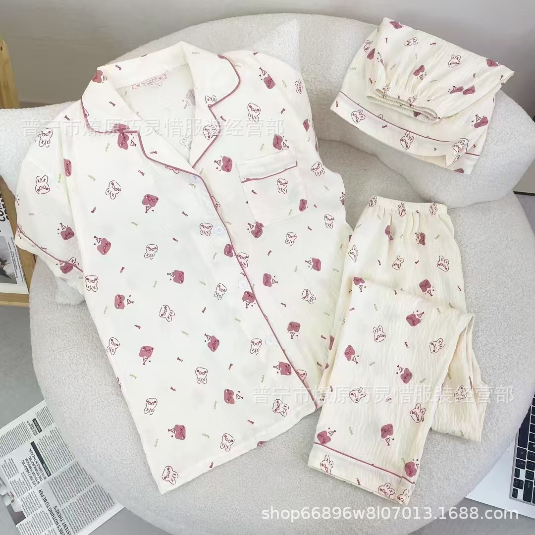 Hermosos pijamas de tela de rabu mujeres primavera y otoño verano nubes de algodón dulce mangas cortas pantalones cortos de tres piezas ropa para el hogar