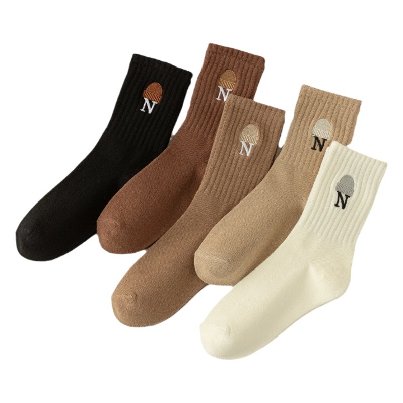 Calcetines de media pantorrilla de estilo coreano para mujer Calcetines de algodón de color sólido de primavera y otoño calcetines de algodón de color sólido de estilo japonés calcetines de pila de letras de moda medias de otoño e invierno