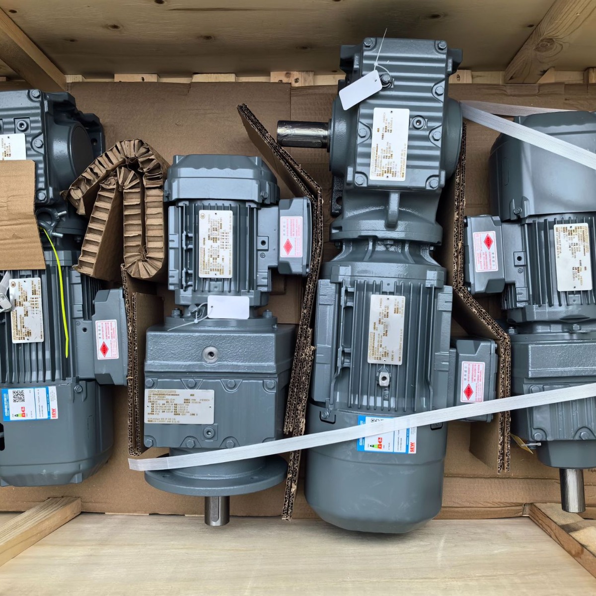 SEW原厂原装正品减速电机马达RSKF系列齐全配件汽车制动器刹车